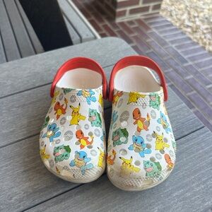 Pokémon Crocs -Size C10